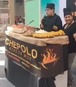 Fira de Barcelona invitados por el Ayuntamiento representando a Barcelona Activa con nuestro plato estrella la lechona en el Biz Barcelona
